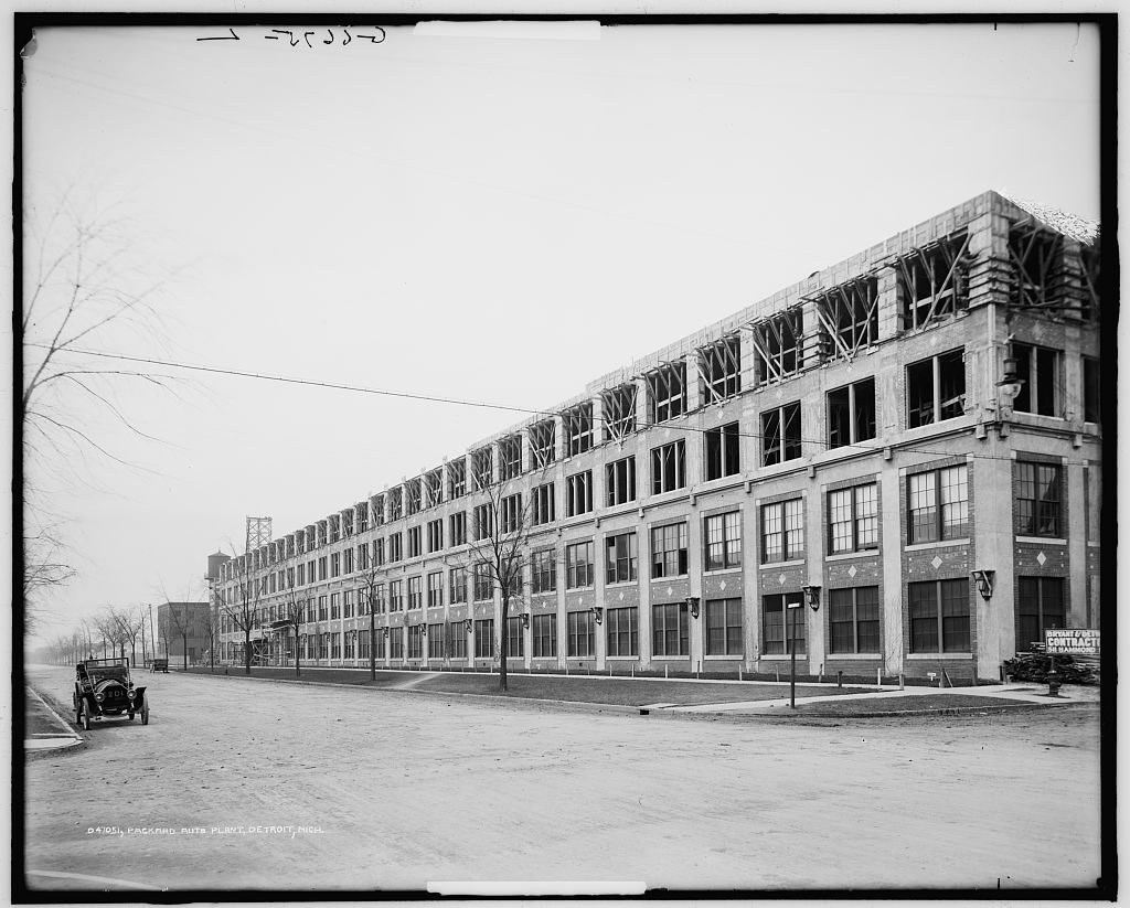 Packard Motor Car Company Auto Plant, Detroit, Mich.